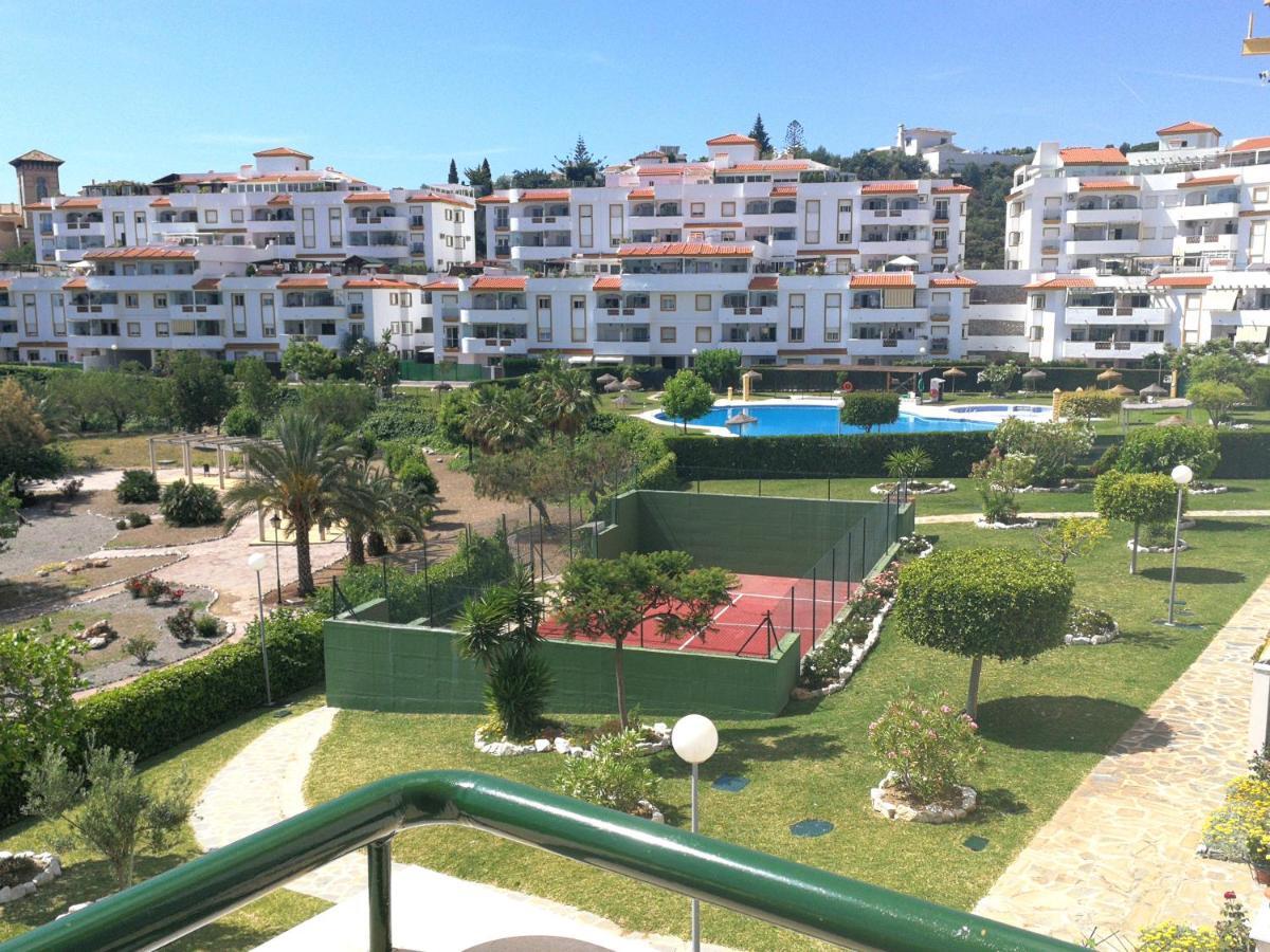 Benalmarina Sea View Apartments Бенальмадена Экстерьер фото